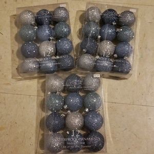 Christmas ornaments (set of 3)